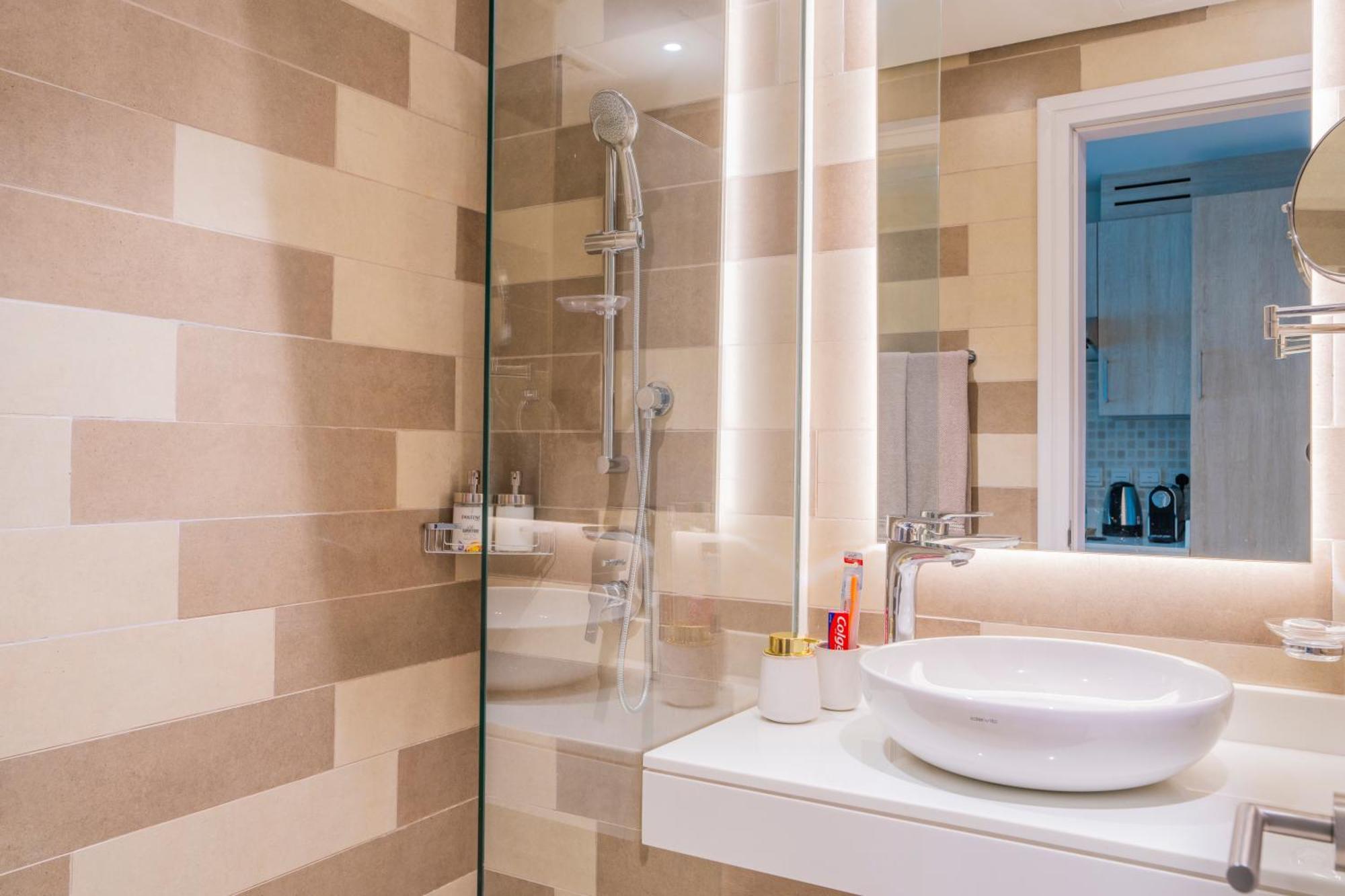 Studio With Pool And Private Beach Access On Palm Jumeirah Dubai Ngoại thất bức ảnh